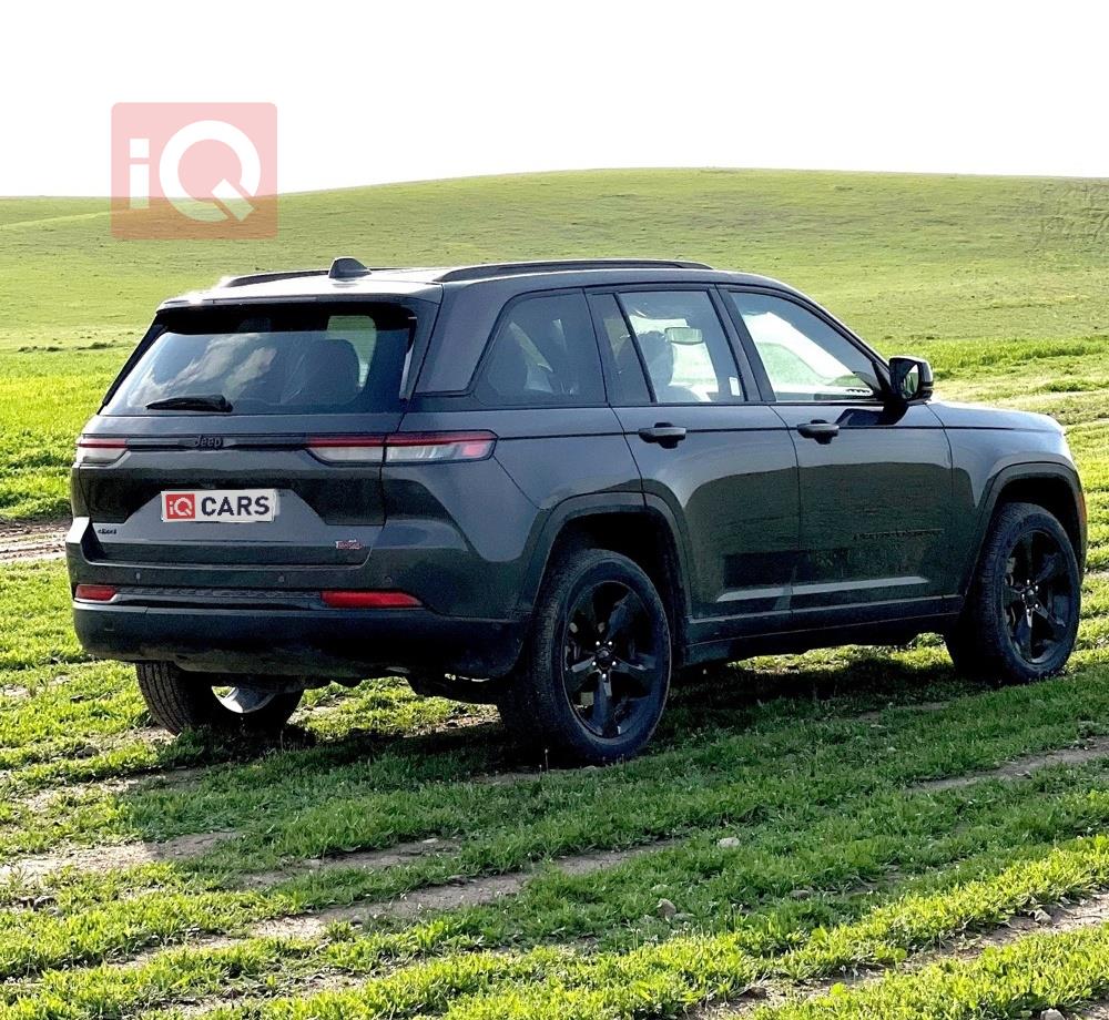 جيب جراند شيروكي